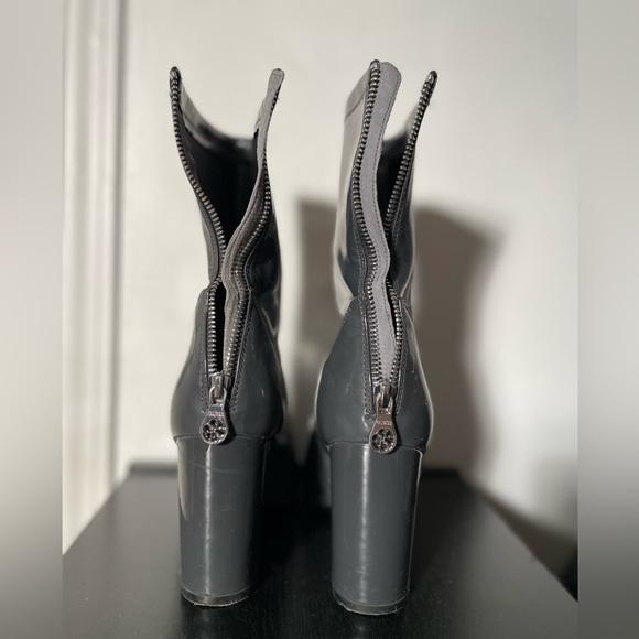 Guess shoes Grey Heels Size 6.5 - Picture 2 of 5